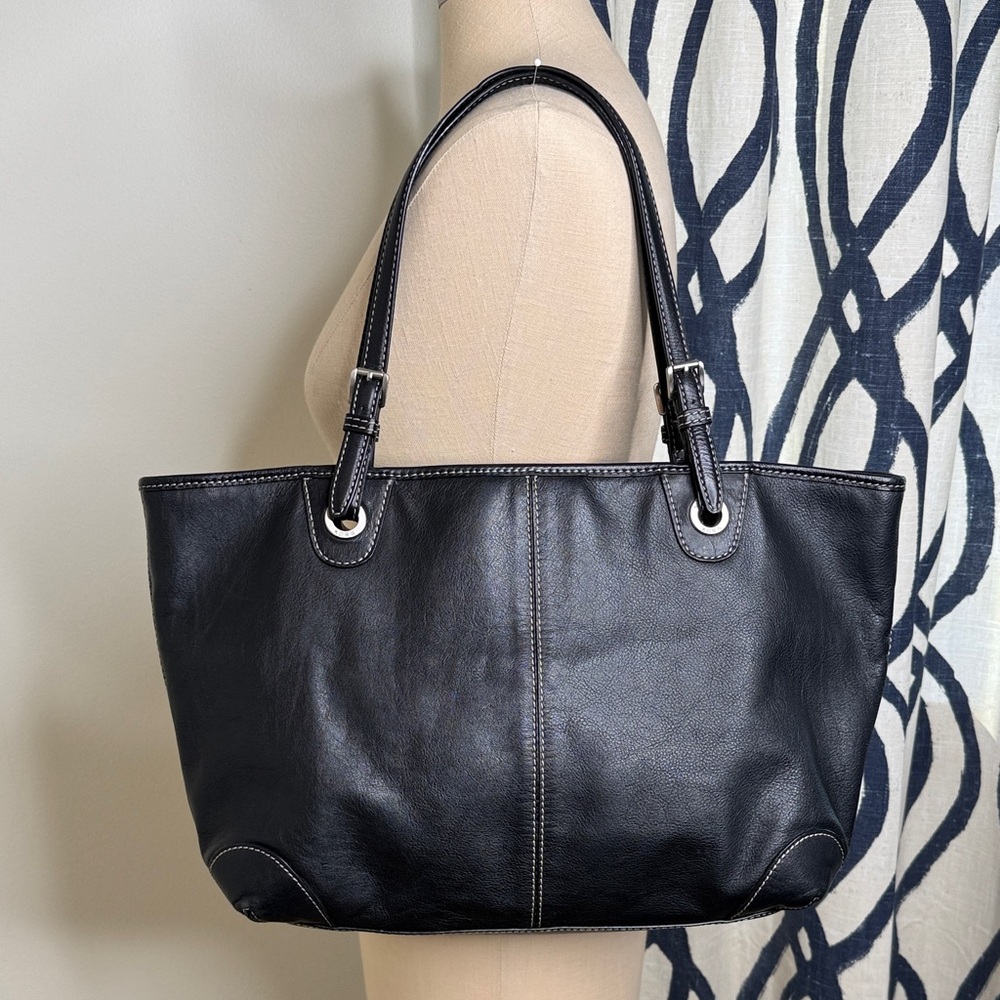 MICHAEL KORS Black Pebble Leather Tote B-0808 - Picture 4 of 10